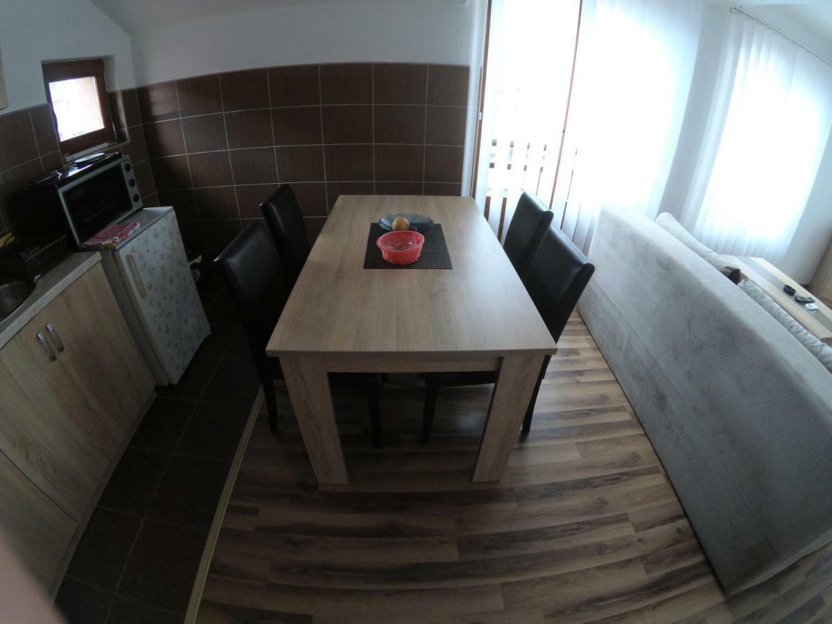 Apartment And Rooms Konak Višegrad 外观 照片