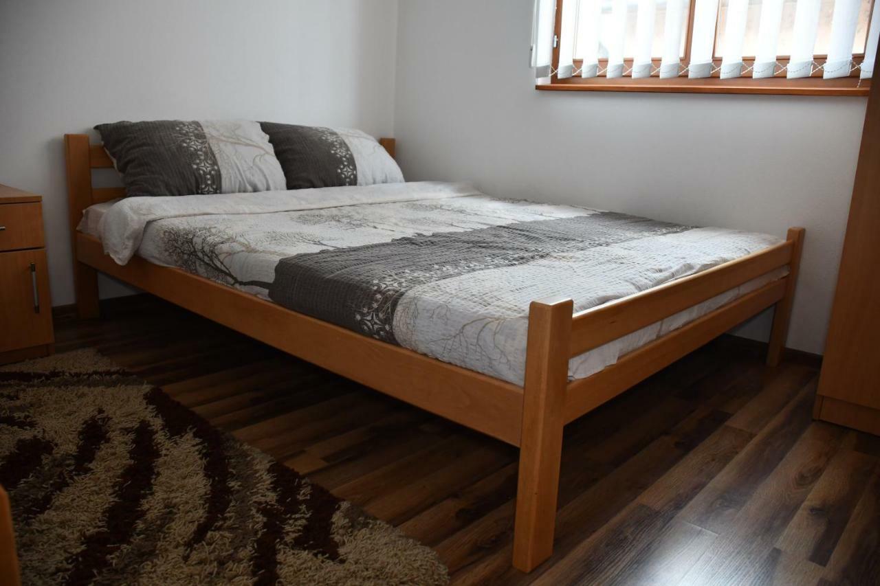 Apartment And Rooms Konak Višegrad 外观 照片