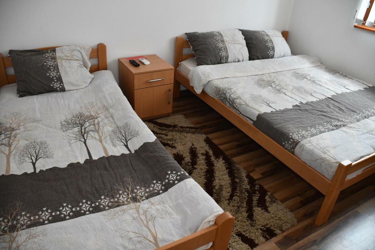 Apartment And Rooms Konak Višegrad 外观 照片